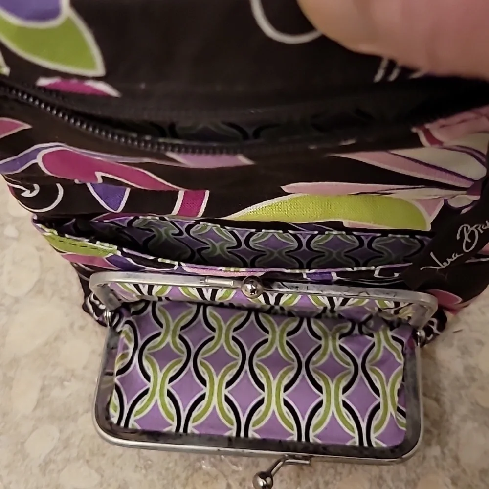 PURPLE PUNCH Vera Bradley Compact TAXI Wallet Clutch Bi-Fold ID Key Chain Coin - Picture 8 of 9